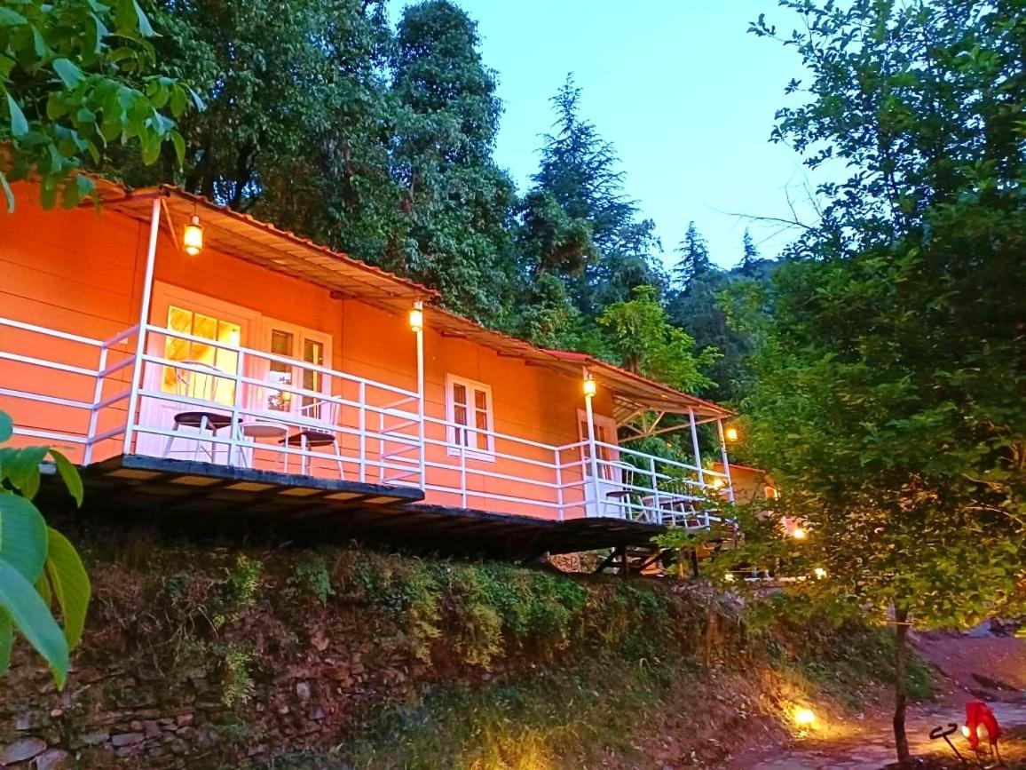 Aaroham Resort, Šimla Exteriér fotografie